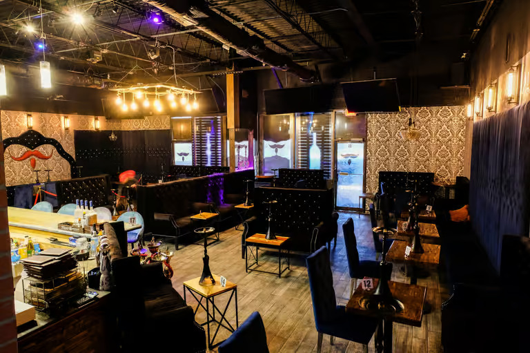 Lounge decor and lighting